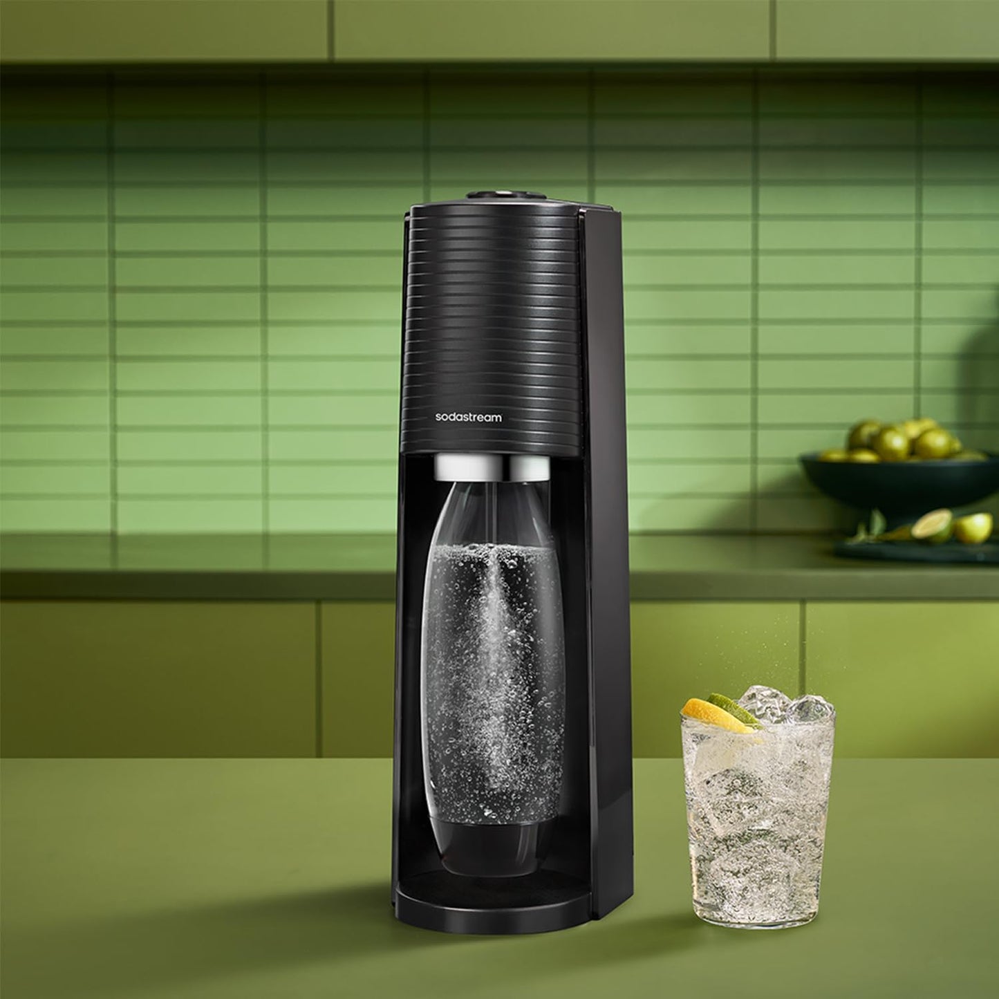 SodaStream TERRA Wassersprudler – Quick Connect CO2, 3x KST Plastikflasche 1L, Schwarz