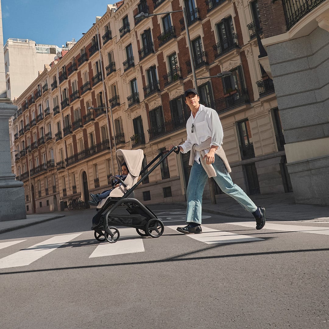 Bugaboo Dragonfly Plus Complete Bundle - Heritage Black